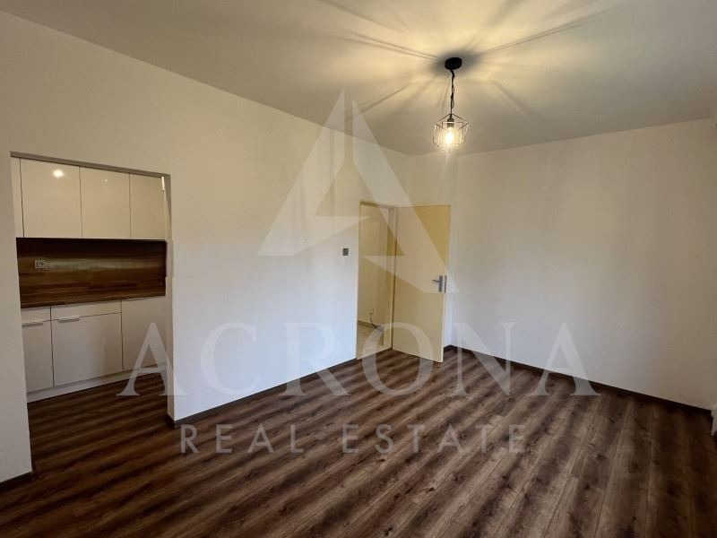 Продава 3-СТАЕН, гр. Пловдив, Въстанически, снимка 2 - Апартаменти - 54051131