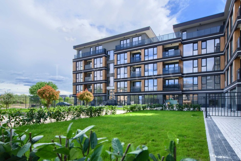 De vânzare  3 dormitoare Plovdiv , Hristo Smirnensci , 182 mp | 27968360