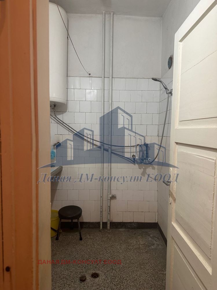 Продава 4-СТАЕН, гр. Шумен, Добруджански, снимка 5 - Апартаменти - 54050952