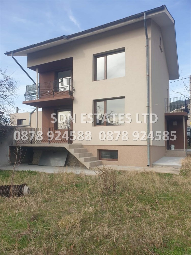 Продава  Къща област Стара Загора , с. Енина , 140 кв.м | 74238263