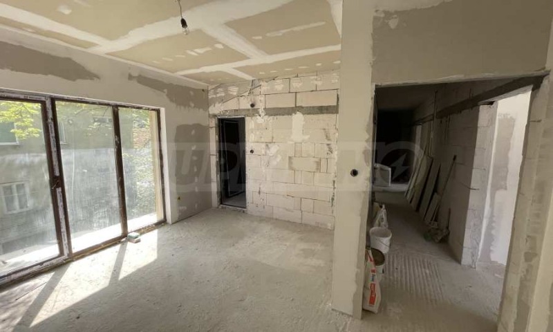 Продава КЪЩА, гр. Балчик, област Добрич, снимка 16 - Къщи - 52477616