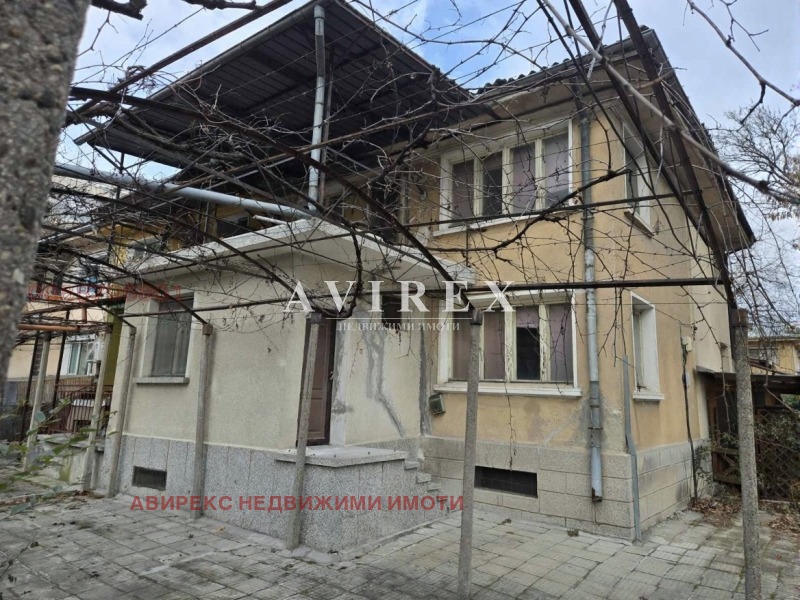 Продава КЪЩА, гр. Пловдив, Захарна фабрика