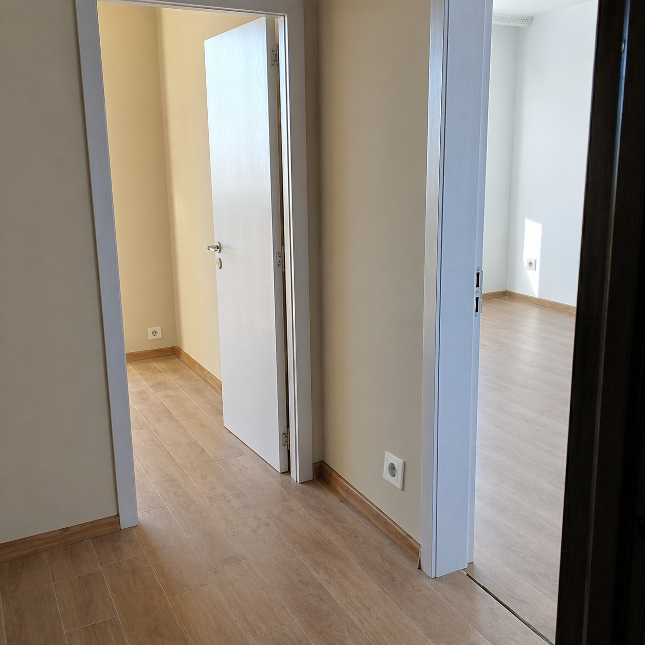 Продава 2-СТАЕН, гр. Плевен, Дружба 3, снимка 8 - Апартаменти - 54227571