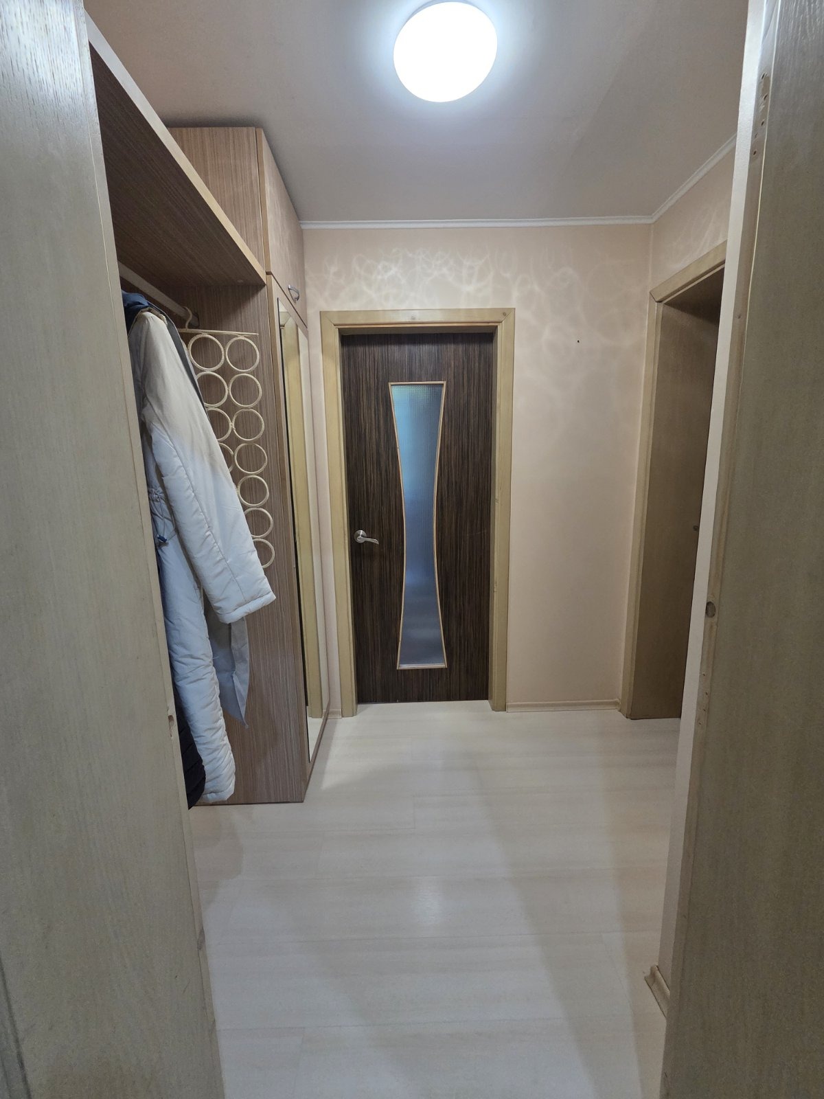 Продава 2-СТАЕН, гр. Русе, Здравец, снимка 2 - Апартаменти - 55199141