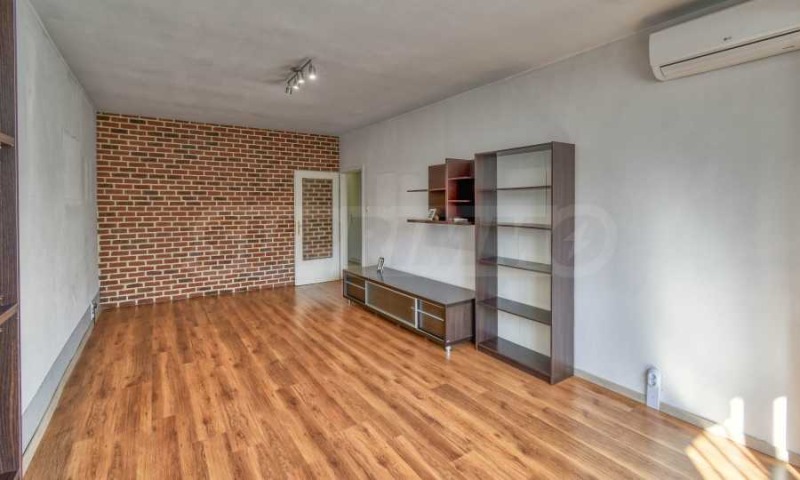 De vânzare  1 dormitor Sofia , Liulin 3 , 65 mp | 40158479