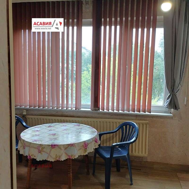 Продава 3-СТАЕН, гр. Плевен, Сторгозия, снимка 4 - Апартаменти - 52661198