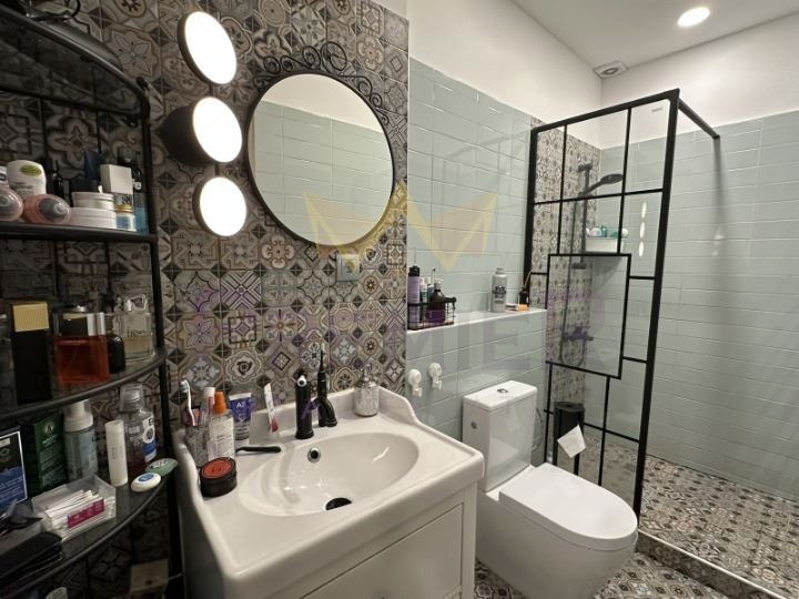 Продава 4-СТАЕН, гр. София, Център, снимка 15 - Апартаменти - 54036155