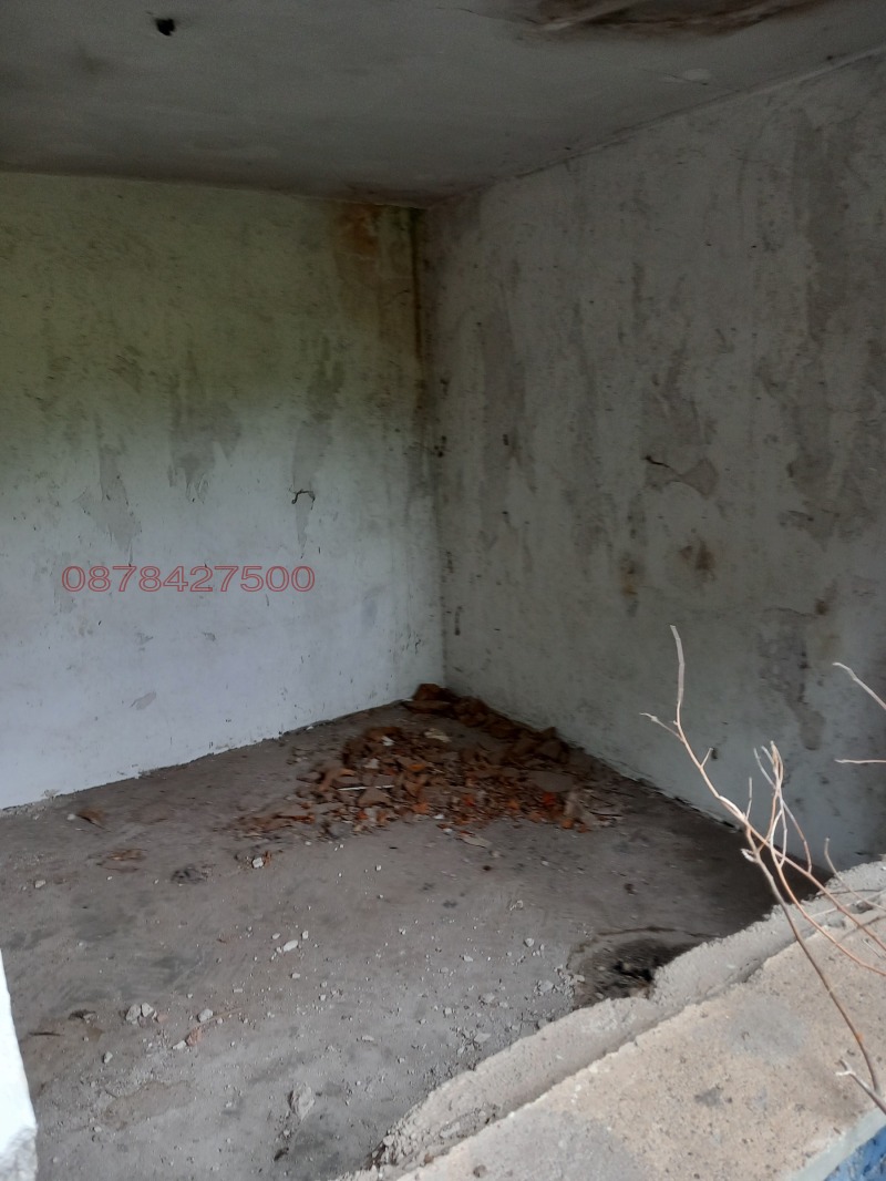 Продава КЪЩА, с. Овча могила, област Велико Търново, снимка 11 - Къщи - 53415777