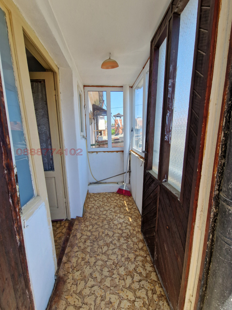 Продава КЪЩА, гр. Карнобат, област Бургас, снимка 7 - Къщи - 52783711