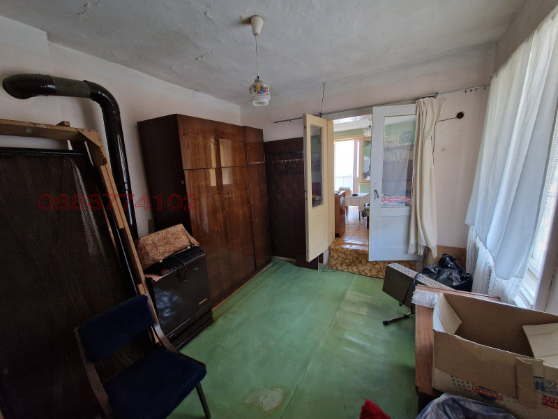 Продава КЪЩА, гр. Карнобат, област Бургас, снимка 9 - Къщи - 52783711