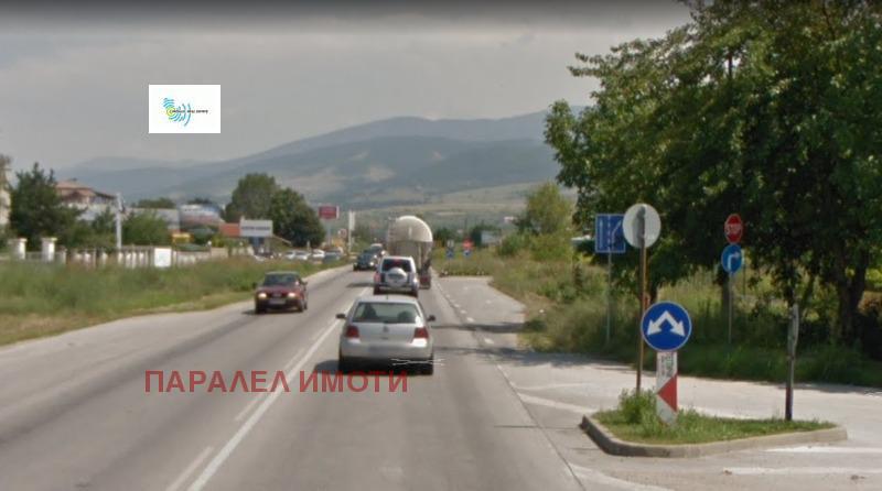 Продава  Парцел град Пловдив , Индустриална зона - Юг , Околовръстно шосе, 3750 кв.м | 70566253 - изображение [2]