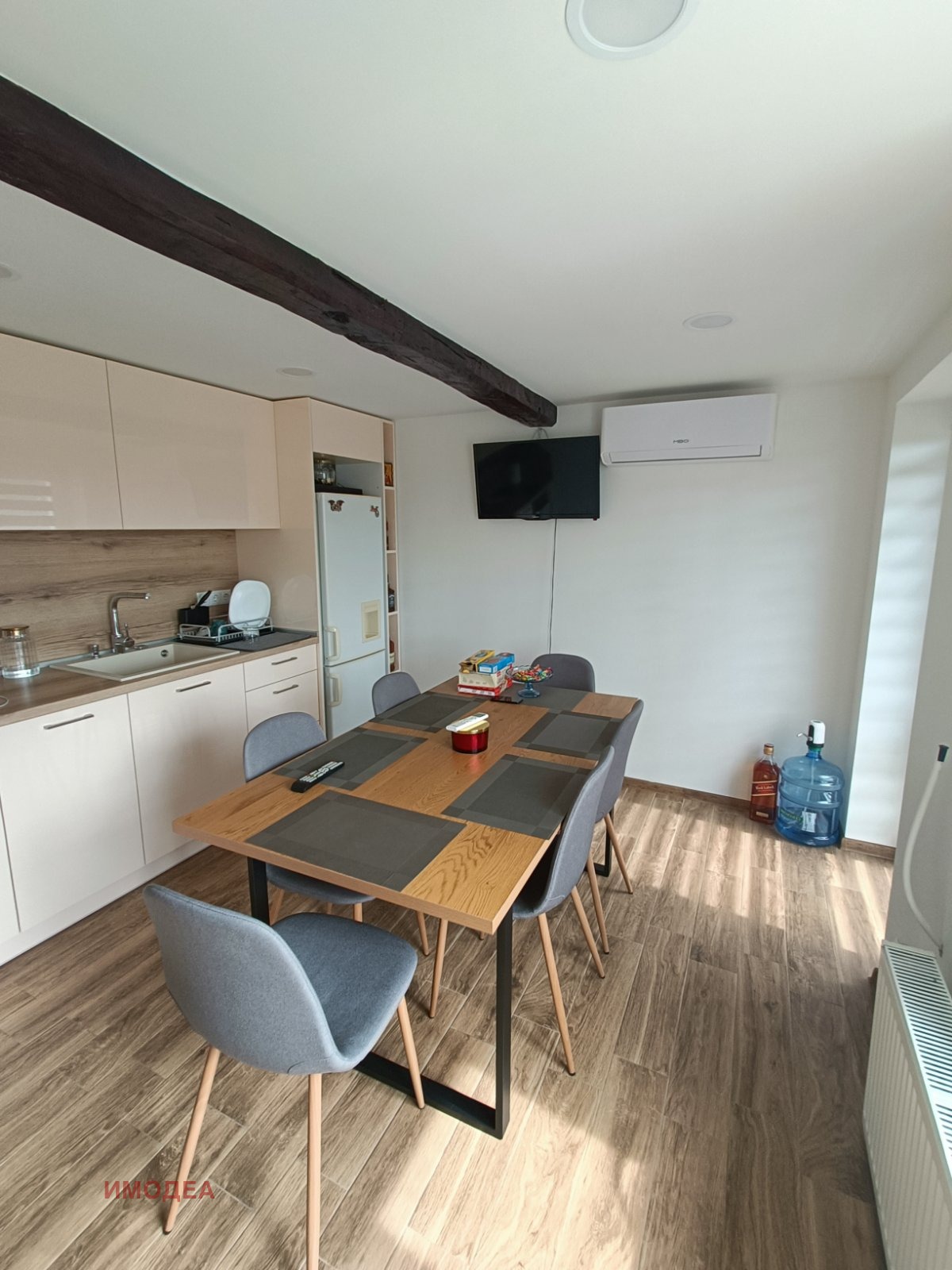 Продава КЪЩА, с. Гостилица, област Габрово