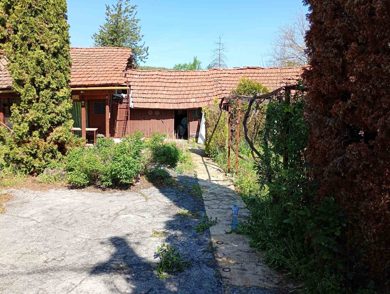 Продава КЪЩА, с. Драгана, област Ловеч, снимка 11 - Къщи - 54337605