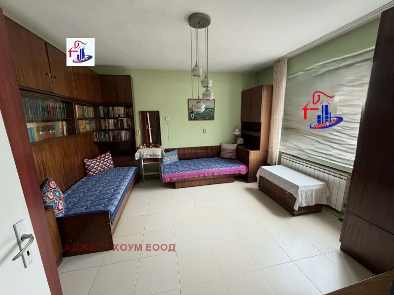 Продава 2-СТАЕН в град Шумен, Пожарната - 50 кв.м / 79 000 € » 154 510.57 лв., АДЖЕСТ ХОУМ ЕООД