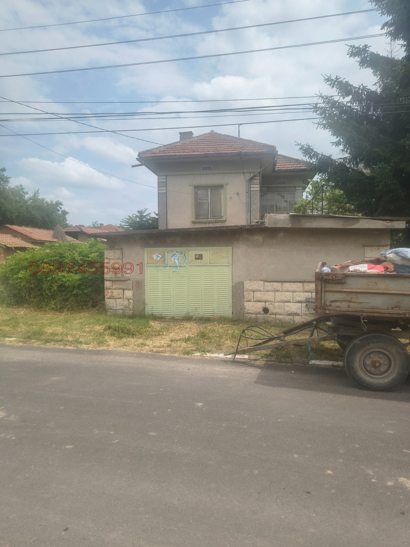 Продава КЪЩА в област Русе, с. Кривина - 800 кв.м / 20 000 € » 39 116.60 лв.