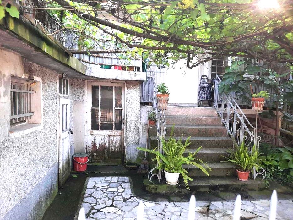 Продава КЪЩА в град Русе, Център - 67 кв.м, ВАЛЕНТИНА ПЕТРОВА - НЕДВИЖИМИ ИМОТИ