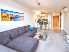 1 quarto Sarafovo, Burgas