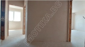 2 camere da letto Vinitsa, Varna 4