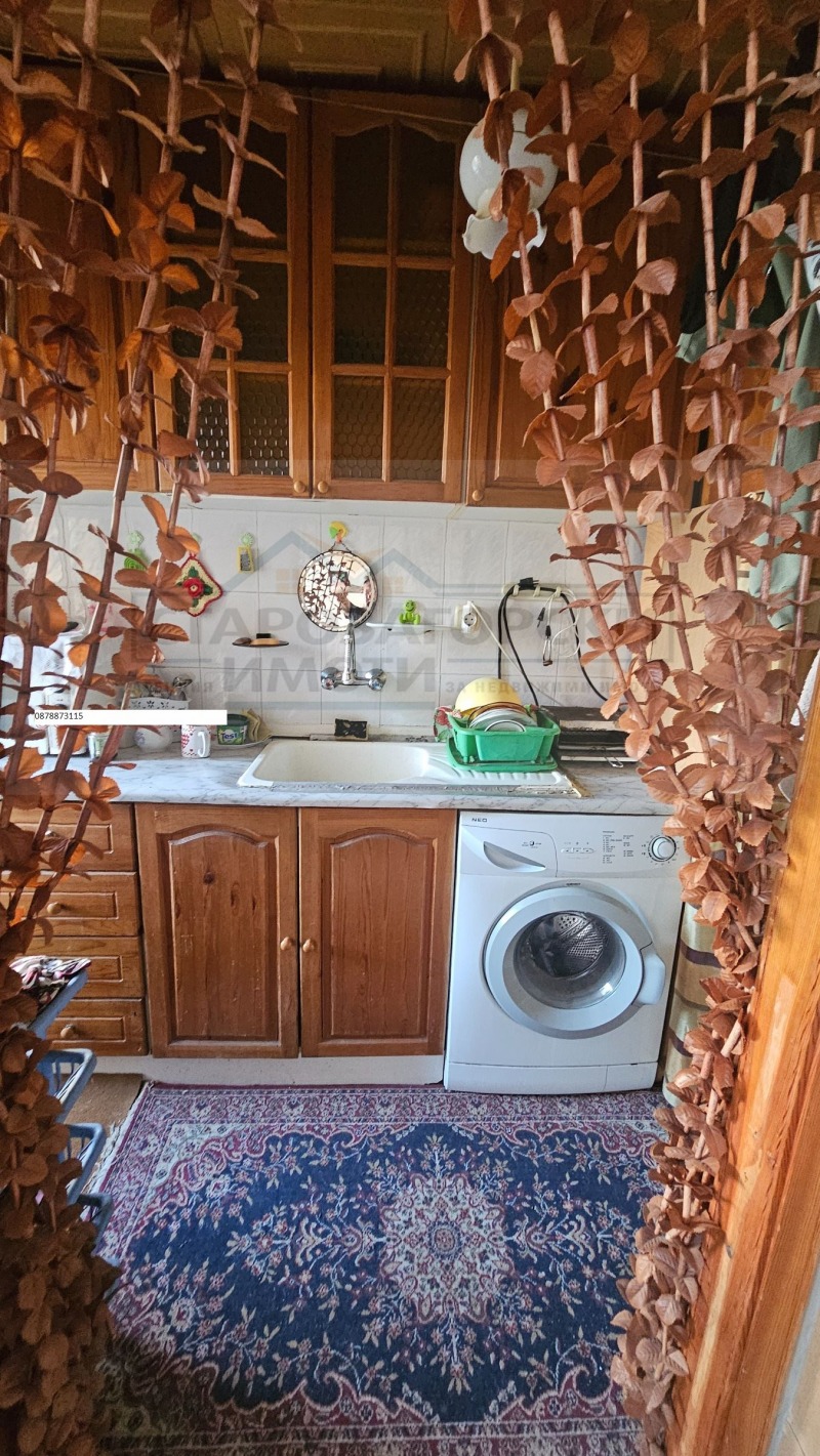 Продава  1-стаен град Стара Загора , Три чучура - юг , 33 кв.м | 83224203 - изображение [2]