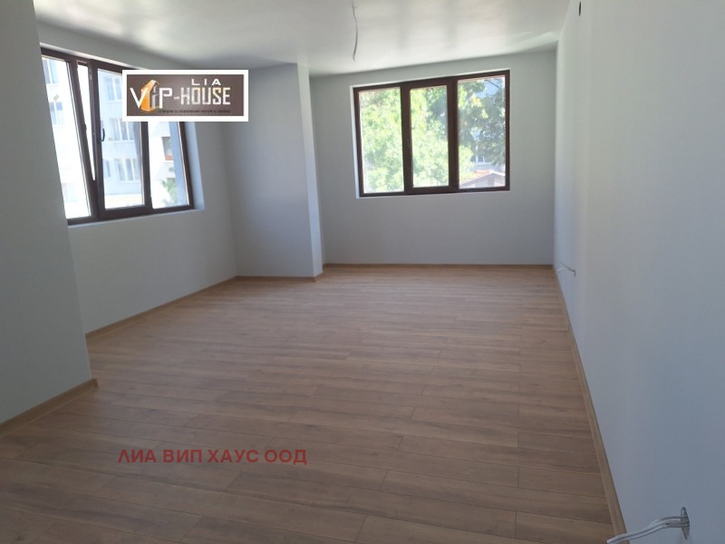 Продава  2-стаен град Пазарджик , Център , 74 кв.м | 27344339 - изображение [7]