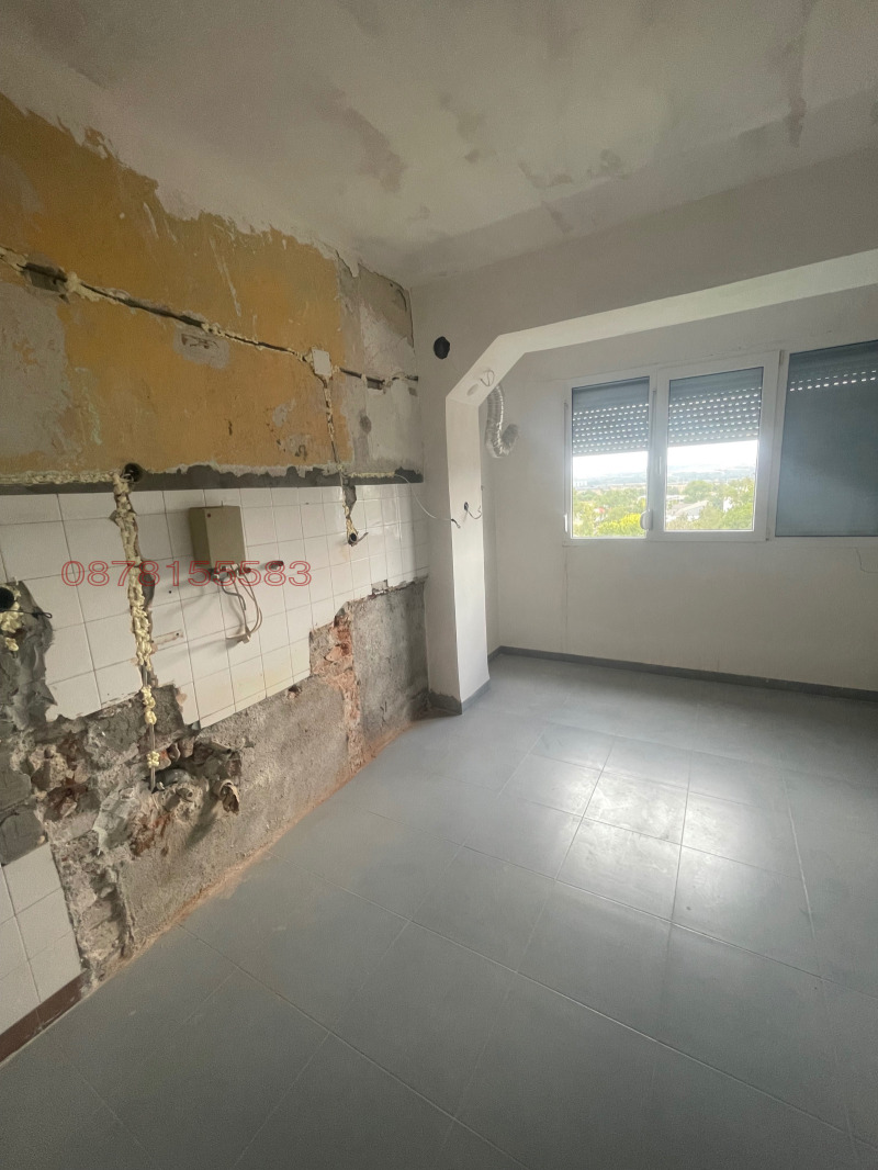 Продава 3-СТАЕН, гр. Харманли, област Хасково, снимка 10 - Апартаменти - 52779608