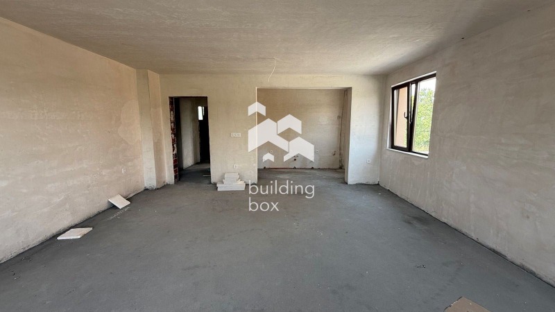 Продава 4-СТАЕН, град Пловдив, Остромила • 180000 € • 18051669 — Holmes.bg