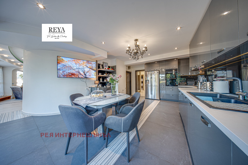 Продава МНОГОСТАЕН, гр. София, ж.гр.Южен парк, снимка 4 - Апартаменти - 52319251