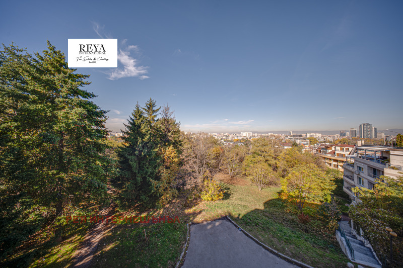 Продава МНОГОСТАЕН, гр. София, ж.гр.Южен парк, снимка 16 - Апартаменти - 52319251