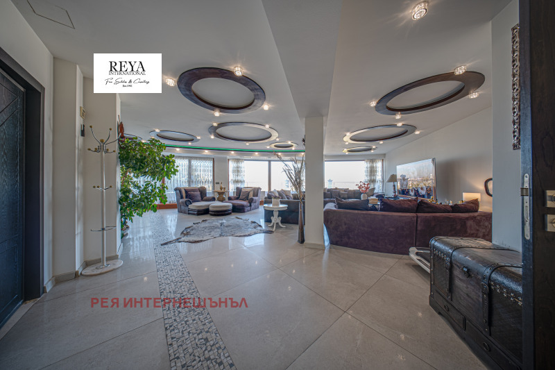 Продава МНОГОСТАЕН, гр. София, ж.гр.Южен парк, снимка 3 - Апартаменти - 52319251