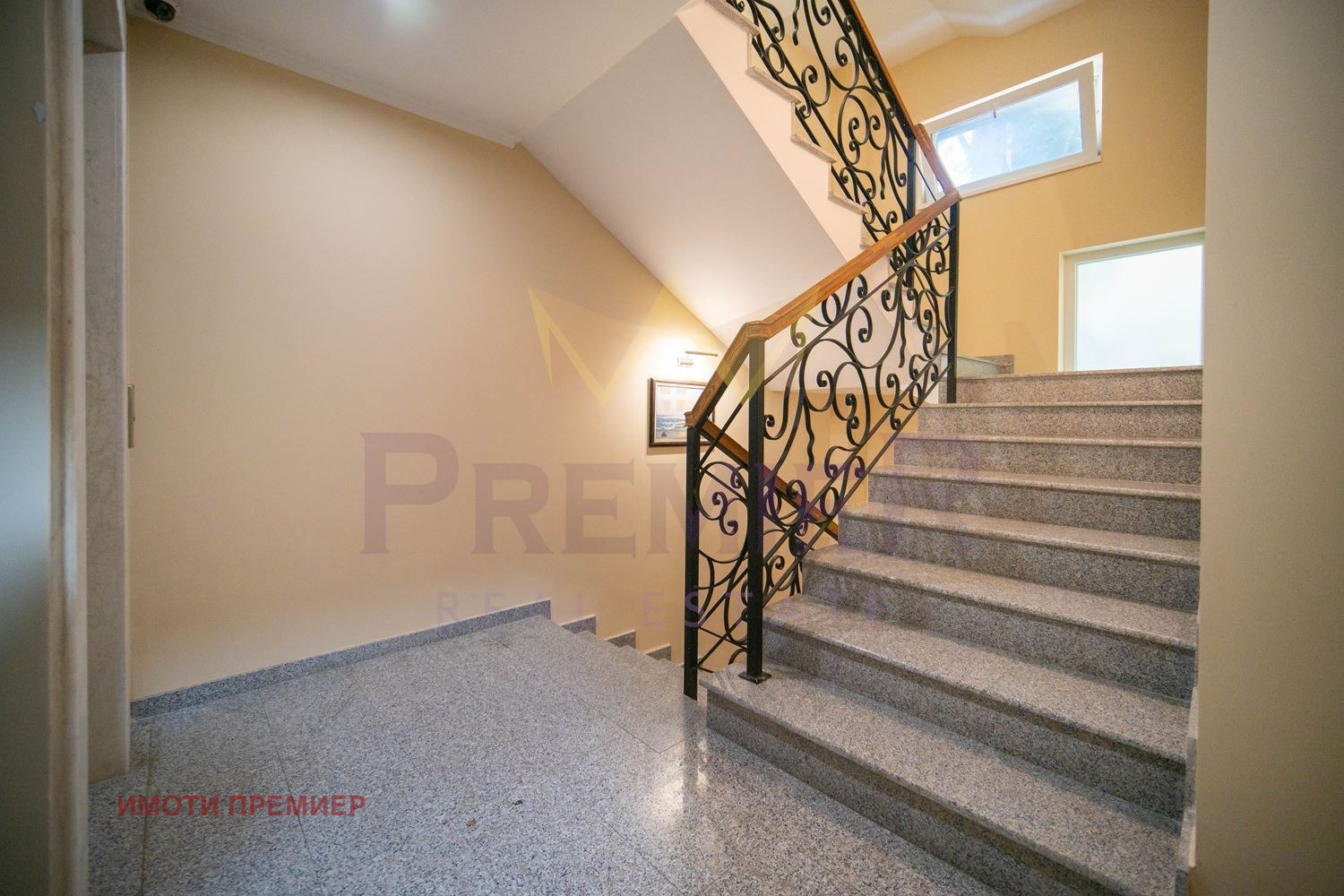 Продава 2-СТАЕН, гр. Варна, Център, снимка 14 - Апартаменти - 55845490