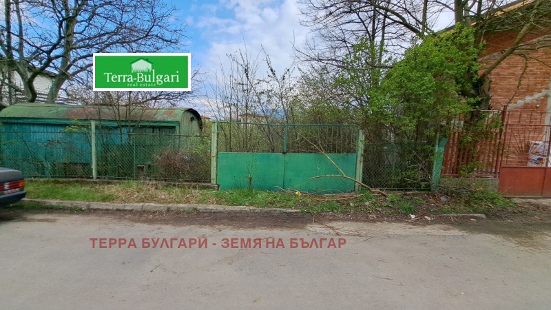 Продава ПАРЦЕЛ в град София, с. Иваняне - 721 кв.м / При запитване, ТЕРРА БУЛГАРИ - ЗЕМЯ НА БЪЛГАРИ