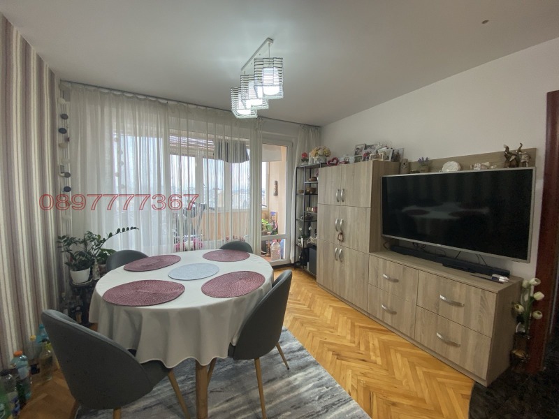 Продава 3-СТАЕН, гр. Шумен, 5-ти полк, снимка 3 - Aпартаменти - 48972674