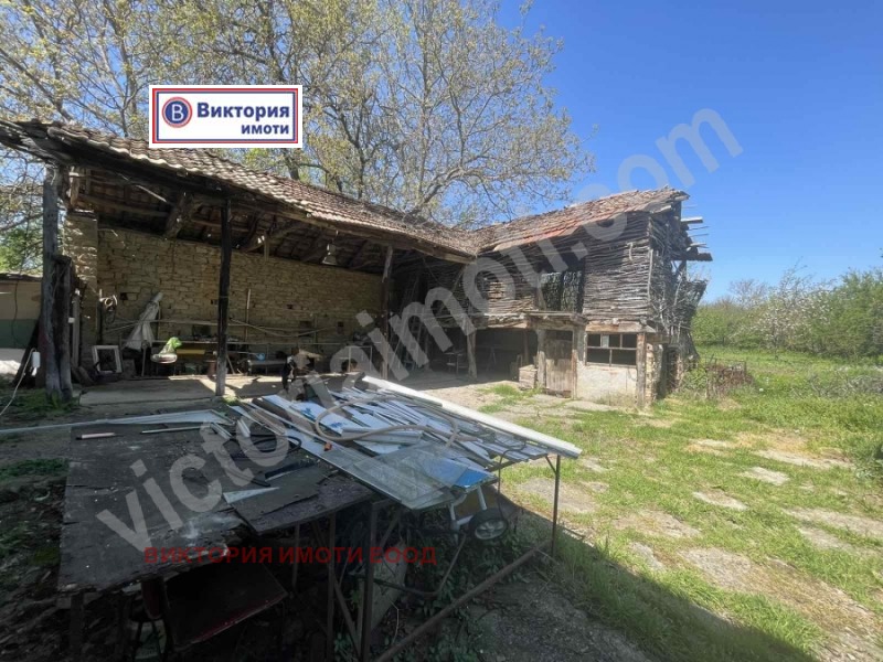 Продава  Къща област Велико Търново , с. Ветринци , 200 кв.м | 33914663 - изображение [2]