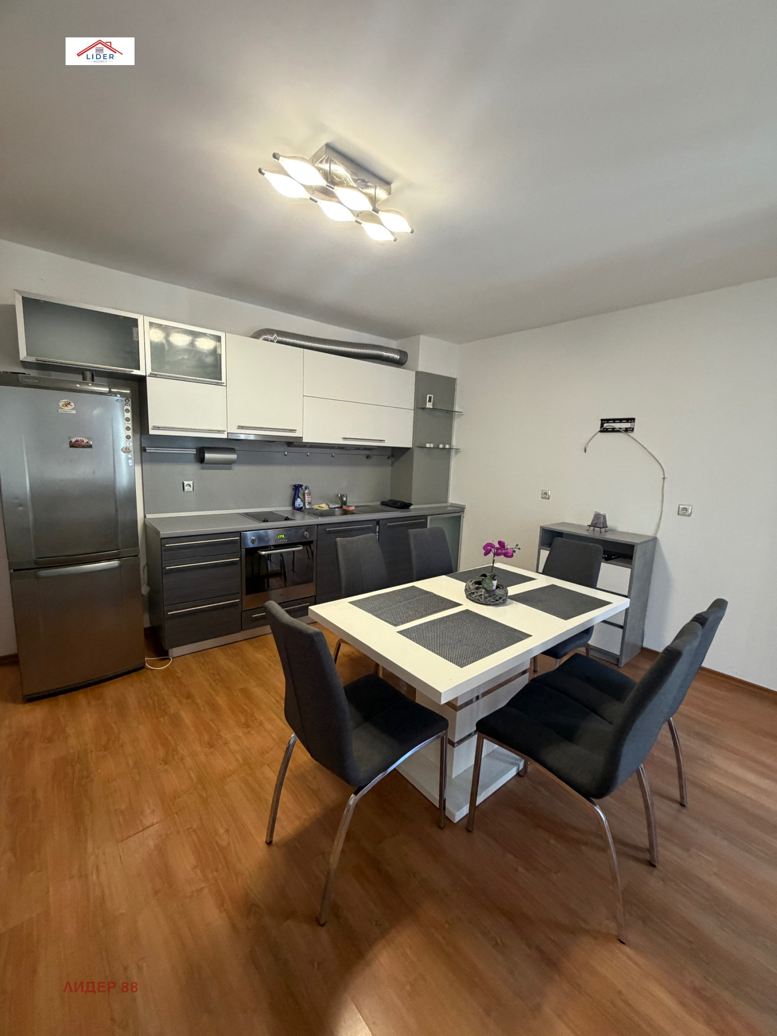 Продава 3-СТАЕН, гр. Плевен, Широк център, снимка 3 - Апартаменти - 54304468