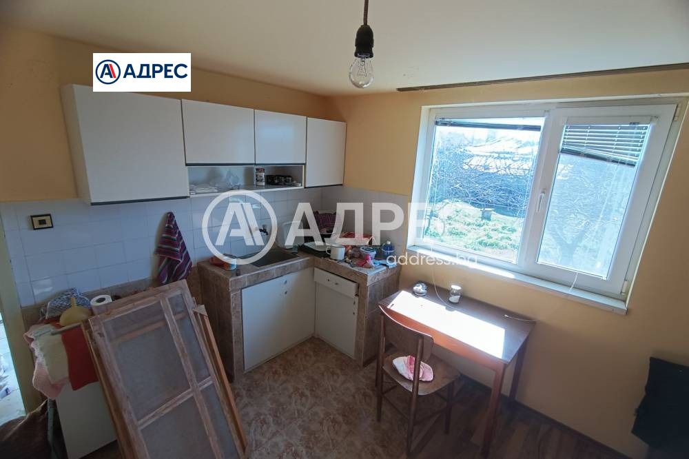 Продава КЪЩА, с. Ловско, област Разград, снимка 6 - Къщи - 53897189