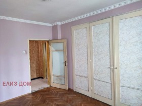Продажба на четеристайни апартаменти в град Варна — страница 2 - изображение 20 