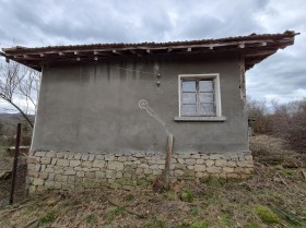 Haus Tschakali, region Weliko Tarnowo 3