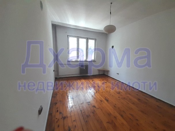 Na prodej  1 ložnice Sofia , Centar , 72 m2 | 74634438 - obraz [5]