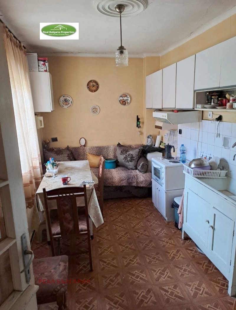 Продава КЪЩА, гр. Русе, Родина 3, снимка 7 - Къщи - 49136046