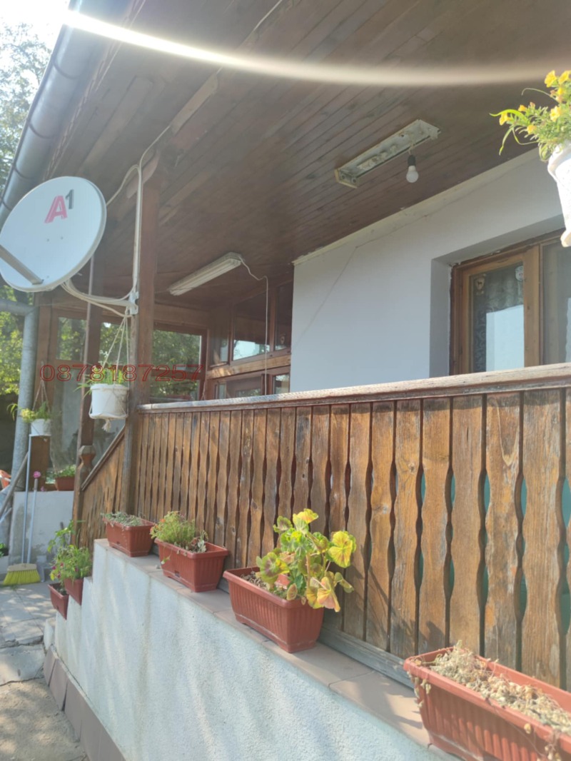 Продава КЪЩА, гр. Бургас, с. Маринка