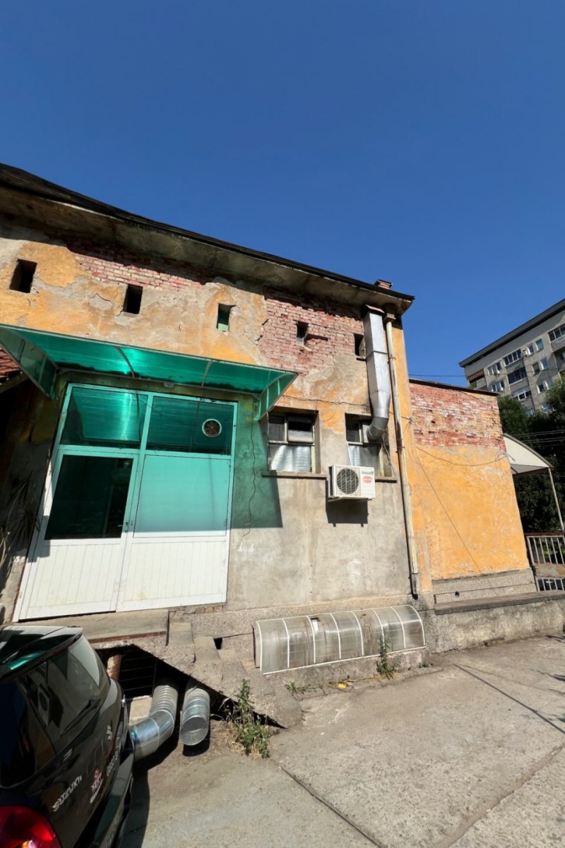 Продава  Пром. помещение град Плевен , Широк център , 96 кв.м | 12726846 - изображение [2]