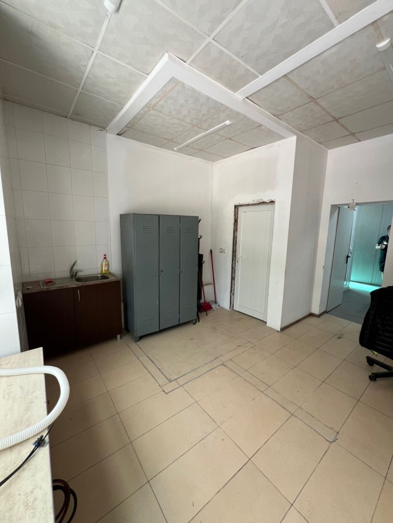 Продава  Пром. помещение град Плевен , Широк център , 96 кв.м | 12726846 - изображение [5]