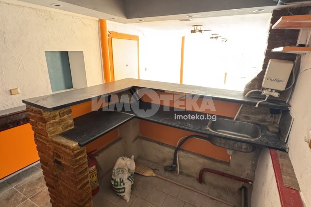 Продава 1-СТАЕН, гр. Варна, Левски 1, снимка 2 - Апартаменти - 54674784