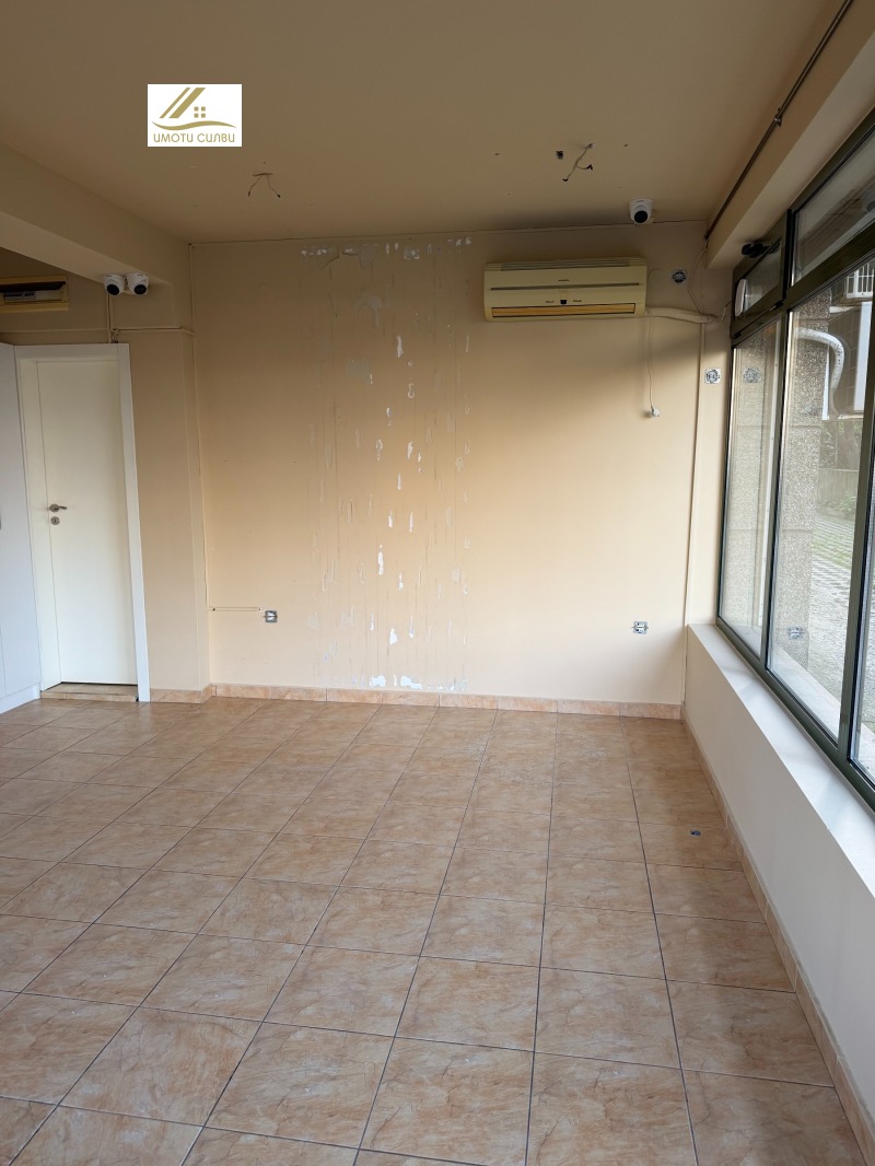 Продава ОФИС в град Плевен, Идеален център - 25 кв.м / 73 000 € » 142 775.59 лв., ИМОТИ СИЛВИ