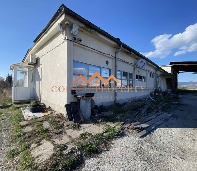 Продава ПРОМ. ПОМЕЩЕНИЕ в град София, с. Волуяк - 42500 кв.м / 3 000 000 € » 5 867 490.00 лв., ГОЛДЪН ПРОПЪРТИЙС ММ