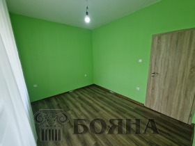 3-стаен град Русе, Център 10