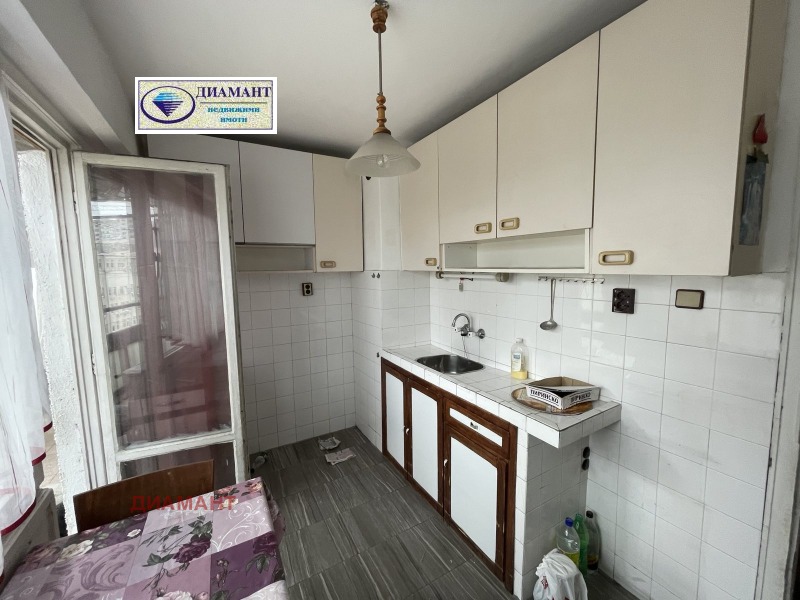 Eladó  1 hálószoba Ruse , Zdravec Iztok , 61 négyzetméter | 75324067 - kép [6]