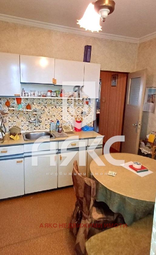 Eladó  2 hálószobás Sofia , Nadezsda 2 , 95 négyzetméter | 89225932 - kép [3]