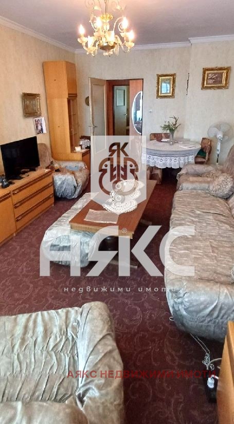 Eladó  2 hálószobás Sofia , Nadezsda 2 , 95 négyzetméter | 89225932 - kép [2]