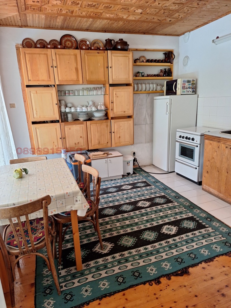 Продава ВИЛА, м-т Мечката, област София област, снимка 6 - Вили - 52785014